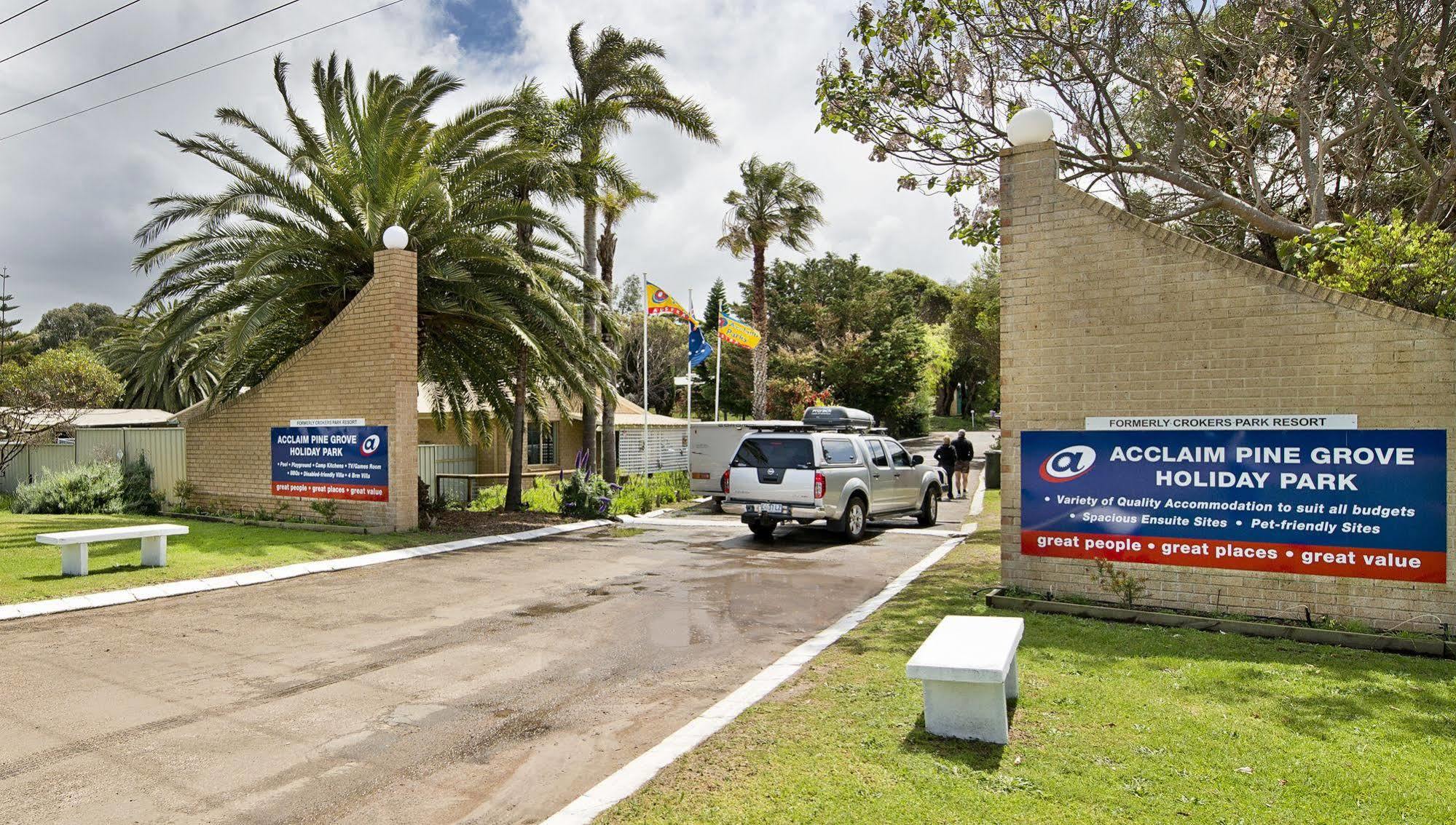 Acclaim Pine Grove Holiday Park Έσπερανς Εξωτερικό φωτογραφία
